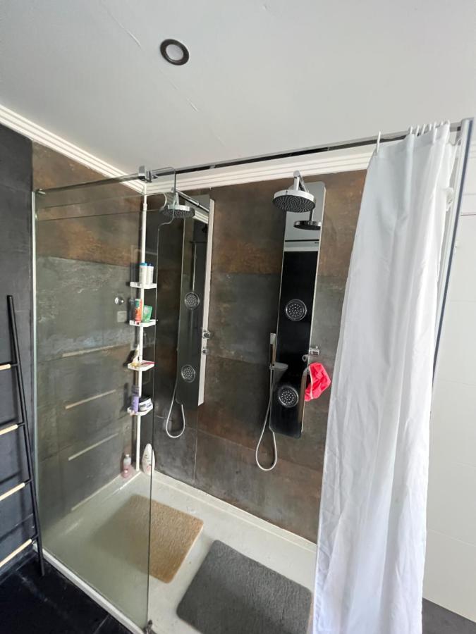 Apartment Apartamento Com 3 Quartos E Jacuzzi Em Um Dos Quartos